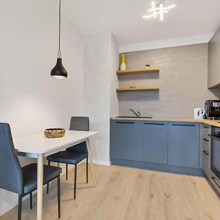 Ah Airport Ovocne Sady Free Parking Ac Apartmán Bratislava