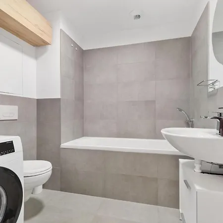 Ah Airport Ovocne Sady Free Parking Ac Bratislava