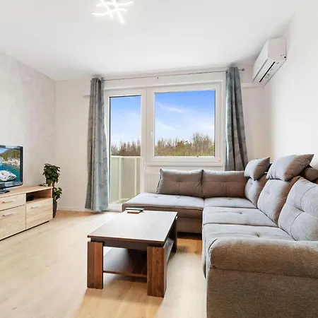 Apartmán Ah Airport Ovocne Sady Free Parking Ac