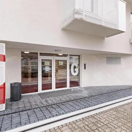 Apartmán Ah Airport Ovocne Sady Free Parking Ac