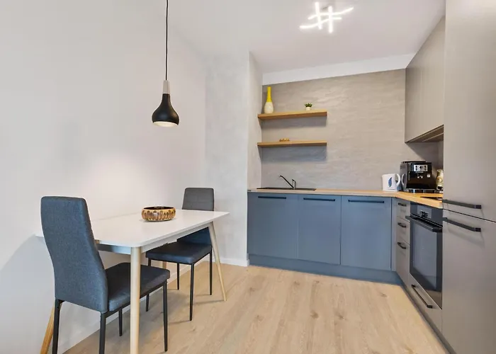 Ah Airport Ovocne Sady Free Parking Ac Apartamento Bratislava