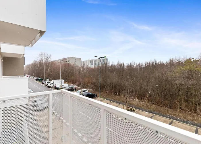 Ah Airport Ovocne Sady Free Parking Ac Apartment *